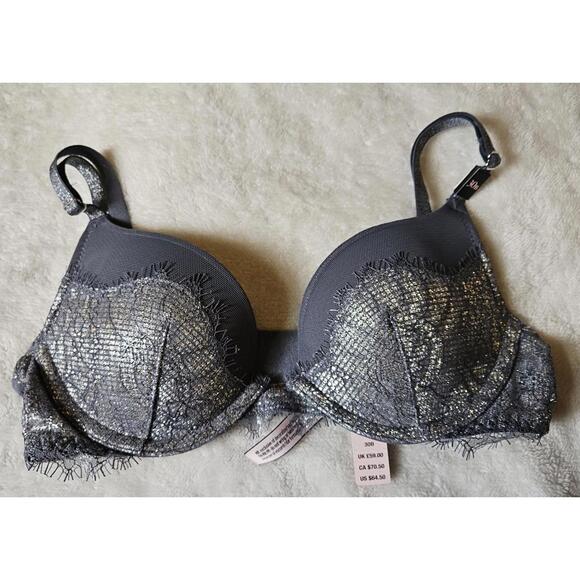 Victoria's Secret Dream Angels PUSH UP Bra 30B Sister 32A 28C - Picture 1 of 3